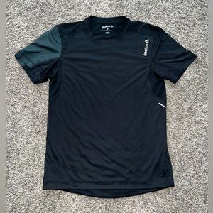 Reebok Playice Mens Training Shirt Size Small